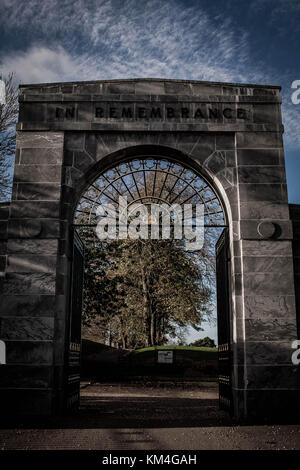 Memorial gates, Peel Park, Kirkintilloch, Ecosse Banque D'Images