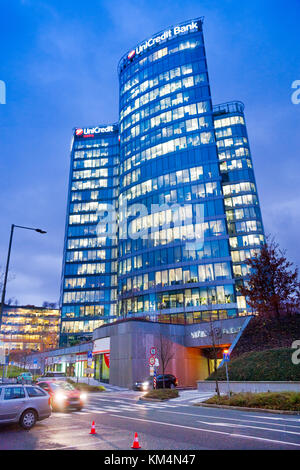 UniCredit Bank, věž Filadelfie, Business BB Centrum, Michle, Praha, Ceska republika / Unicreditbank, Philadelphia Tower, quartier des affaires BB Centrum Banque D'Images