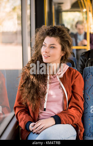 Girl in bus Banque D'Images