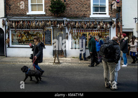 Le village de knaresborough, Yorkshire du nord. photo par Paul heyes, dimanche 03 décembre 2017. Banque D'Images