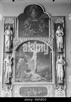 Nora kyrka, cataloguée sous KMB 16001000231864, est une église historique située à Nora, en Suède, reconnue pour son importance religieuse et ses caractéristiques architecturales. Banque D'Images