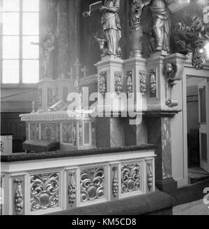 La cathédrale de Mariestad, située en Suède, est un exemple important de l'architecture médiévale de l'église. La cathédrale est connue pour son importance historique et sa belle conception architecturale, ce qui en fait un point de repère dans la région. Banque D'Images