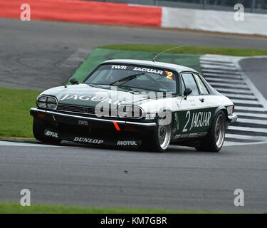 Chris Ward, Jaguar XJS, Super Touring car trophy, Silverstone Classic, juillet 2017, Silverstone, 60 voitures, course, circuit du CJM-photographie, Rac classique Banque D'Images