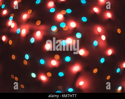 Bokeh. Nouvelle Année d'arrière-plan flou. Résumé fond de Noël avec des lumières de flou artistique flou pour maison de design. Concept. Garland floue Banque D'Images