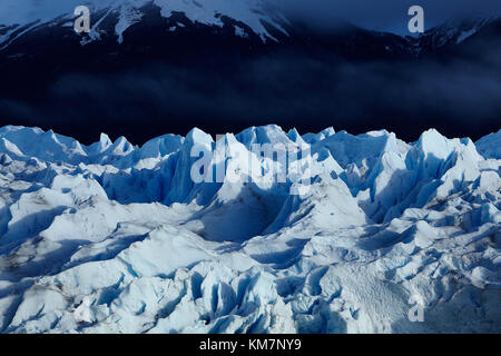 Perito Moreno Glacier, Parque Nacional Los Glaciares (zone du patrimoine mondial), Patagonie, Argentine, Amérique du Sud Banque D'Images