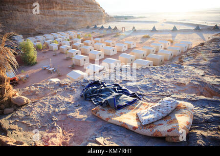 L'expérience de la vie bédouine et de l'hospitalité dans le wadi Rum, Jordanie Banque D'Images