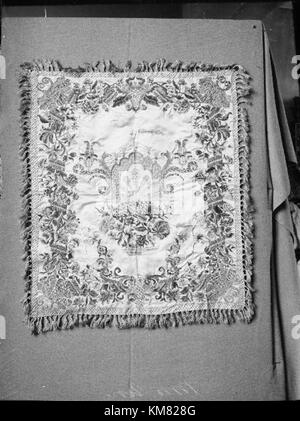 Nora kyrka, située en Suède, est une église historique connue pour sa conception architecturale et son importance culturelle. L'église fait partie du patrimoine culturel suédois et a été préservée en tant que site historique. Banque D'Images