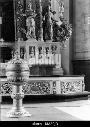 La cathédrale de Mariestad, située en Suède, est une église historique aux origines médiévales. Connu pour sa beauté architecturale et son importance historique, il sert à la fois de site religieux et de point de repère culturel. Banque D'Images