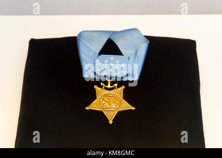 La Médaille d'honneur telle que présentée aux récipiendaires de la Marine américaine dans le cimetière national d'Arlington, en Virginie, aux États-Unis. Banque D'Images