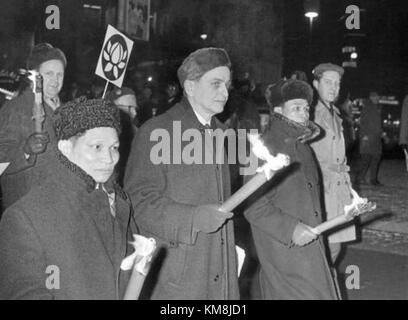 Olof Palme, le premier ministre suédois, a participé à des manifestations contre la guerre du Vietnam en 1968, plaidant pour la paix et le changement politique. Banque D'Images