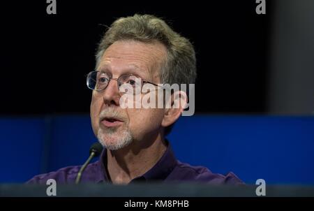 La division des sciences planétaires de la nasa directeur Jim Green prend la parole lors d'une conférence de presse sur la fin de la mission Cassini-huygens Saturne au Jet Propulsion Laboratory de la nasa le 13 septembre 2017 à Pasadena, en Californie. (Photo par Joel kowsky via planetpix) Banque D'Images