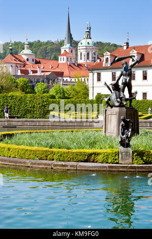 Jardins Wallenstein, hercule statue, Palais Wallenstein - petite ville (UNESCO), Prague, République tchèque Banque D'Images