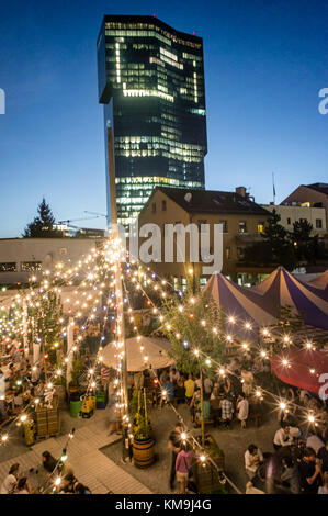 Bar en plein air, Frau Gerolds Garten, premier tour, Kreis 5, Zurich, Suisse Banque D'Images