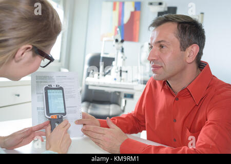 L'objet d'un patient test ophtalmique Banque D'Images