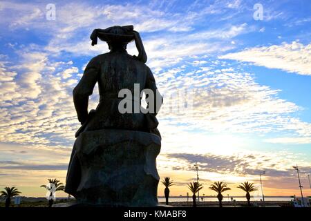 Statue du Prince Henri le Navigateur, de Lagos, dans l'ouest de l'Algarve, Algarve, Portugal, Europe Banque D'Images