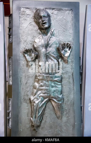 Han Solo congelé dans carbonite lors d'une réunion des fans de Star Wars 2016 Forcecon sur la célébration de la première mondiale de la toute nouvelle polonaise Star Wars - film de franchise Banque D'Images