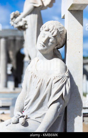 'Sleeping Beauty', Familia Rumbaut, Cementerio la Reina, cimetière historique à Cienfuegos, Cuba Banque D'Images