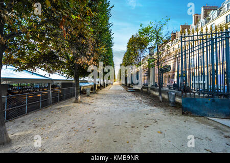 L'entrée fermée pour le Jardin des Tuileries, Jardin des Tuileries ou sur une journée ensoleillée au début de l'automne à Paris France Banque D'Images