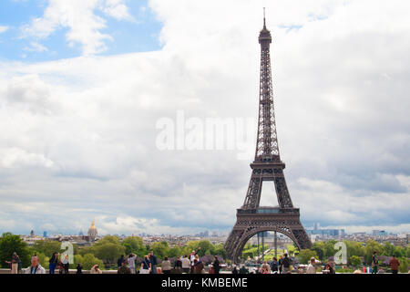 Paris, France - 13 mai 2013 : La tour eiffel - Paris. Banque D'Images