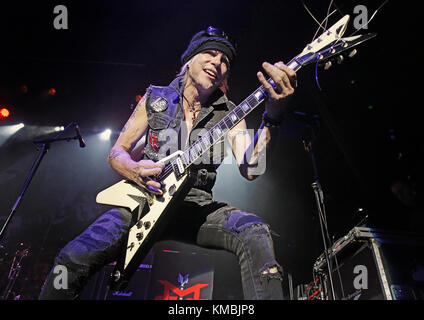 Michael Schenker Group exécutant « Michael Schenker Fest » à Manchester O2 Ritz avec: Michael Schenker Group, MSG, Michael Schenker où: Manchester, Royaume-Uni quand: 04 nov 2017 crédit: Sakura/WENN.com Banque D'Images