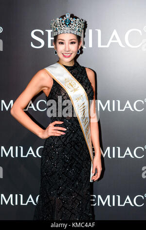 Krynica-Zdroj, Pologne - 02 décembre 2017: Nouvelle Miss supranationale 2017 Jenny Kim forme la Corée au cours de l'année Miss supranationale 2017 Beauté Pagenat Banque D'Images