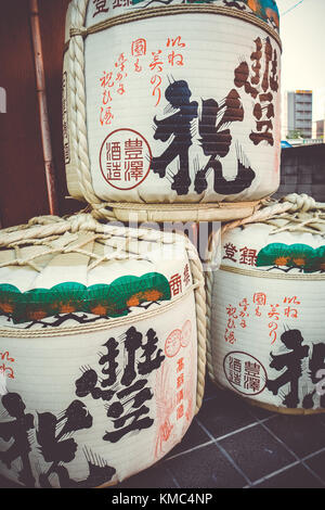 Kazaridaru traditionnels barils à Kyoto, Japon Banque D'Images