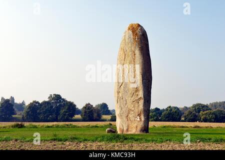 Le menhir de granit de Champ Dolent à Dol-de-Bretagne. À 9,5 mètres 31 pieds le plus haut standing stone préhistoriques en Bretagne Banque D'Images