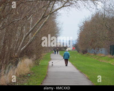 Sheerness, Kent, UK. 6e Dec 2017. Météo France : un ciel couvert matin à Sheerness. Credit : James Bell/Alamy Live News Banque D'Images