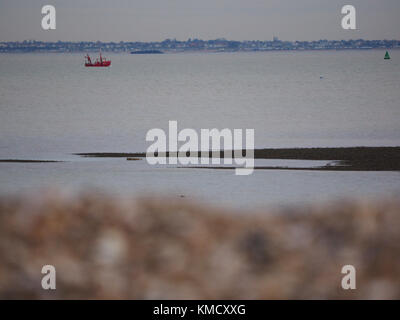 Sheerness, Kent, UK. 6e Dec 2017. Météo France : un ciel couvert matin à Sheerness. Credit : James Bell/Alamy Live News Banque D'Images