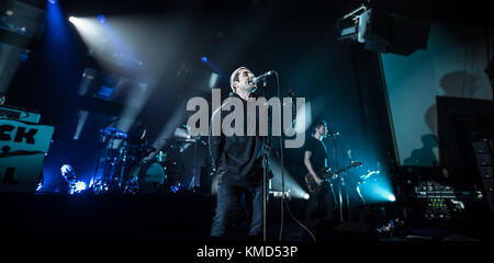 Plymouth, Royaume-Uni. 6e dec 2017. Liam Gallagher à Plymouth Pavilions sur son comme vous avez été tournée. crédit : Steve lewington/ alamy live news Banque D'Images