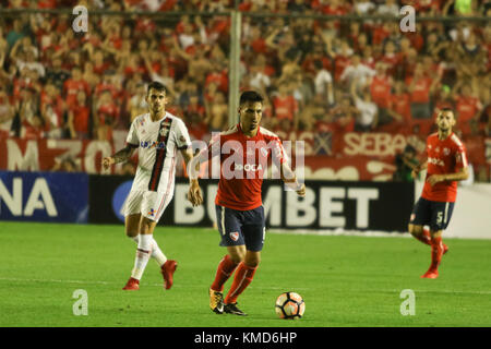 Buenos Aires, Argentine. 6 décembre 2017. D'Independiente (ARG) lors du match final de la coupe sud-américaine Conmebol avec Flamengo (BRA) ce mercredi sur le stade Libertadores de América à Avellaneda, Argentine. Crédit: Néstor J. Beremnum/Alay Live News Banque D'Images