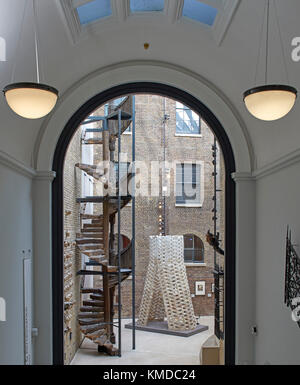 Vue d'ensemble de l'installation dans le cadre du London Design Festival, au Victoria and Albert Museum. Dans l'attente, Londres, Royaume-Uni. Architecte : Elias Banque D'Images