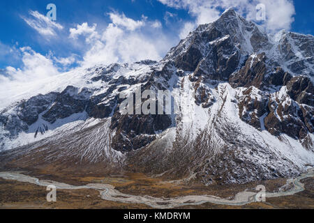 Himalaya pheriche valley et taboche peak. trekking au Népal à l'everest Banque D'Images