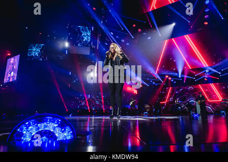 Suisse, Zurich - 17 novembre 2017. Le chanteur et compositeur américain Anastacia interprète un concert en direct pendant la nuit Energy Star 2017 à Hallenstadion à Zurich. (Photo: Gonzales photo - Tilman Jentzsch). Banque D'Images