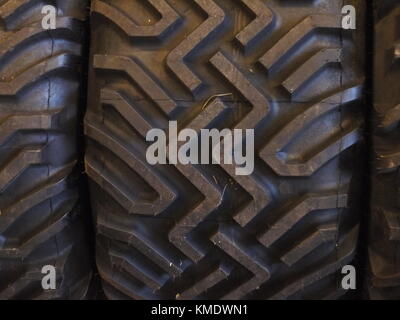 Le pneu du tracteur close-up Banque D'Images