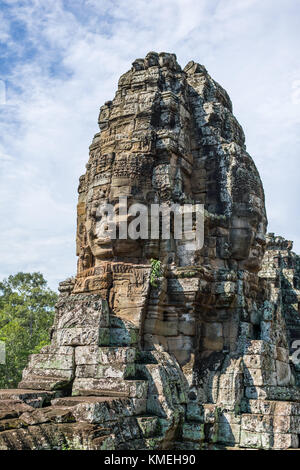 Siem Reap, Cambodge, 13 nov 2015 : des sculptures sur pierre du roi Jayavarman vii. Banque D'Images