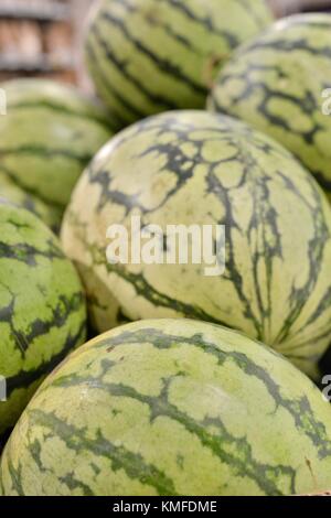 Fruits frais et autres marchandises en Ottos arcade, Townsville, Queensland, Australie Banque D'Images