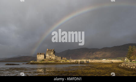 Le Château d'Eilean Donan Banque D'Images