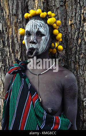 Femme de la tribu Mursi (Éthiopie) Banque D'Images