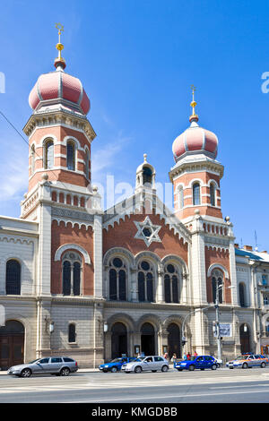 Plzen, République tchèque - circa août - grande synagogue (construit en 1893 en style roman-mauresque) en août 2013, la ville de Plzen en Bohême de l'ouest Banque D'Images