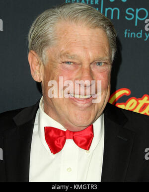 Los Angeles, CALIFORNIE, États-Unis. 7 décembre 2016. 07 décembre 2017 - Los Angeles, Californie - invité. Première de « Just Getting Started » à l'ArcLight Hollywood de Los Angeles. Crédit photo : AdMedia crédit : AdMedia/Alamy Live News Banque D'Images