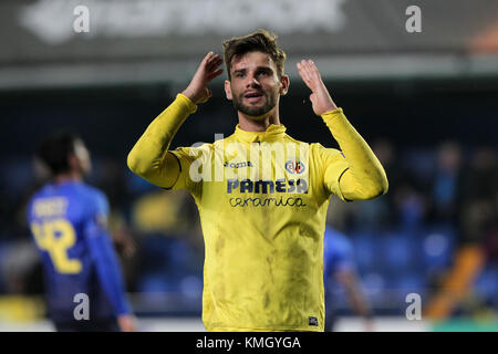 Villarreal, Espagne. 07 décembre 2017. Mario Gonzalez réagit lors de l'UEFA Europa League Group A match de football entre Villarreal CF et Maccabi tel Aviv au stade la Ceramica de Villarreal le 7 décembre 2017. Crédit : Gtres Información más Comuniación on line, S.L./Alamy Live News Banque D'Images