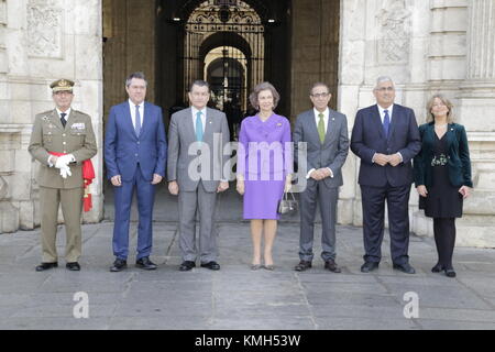 Sevilla, Espagne. Déc 10, 2017. La Reine Sofia reçoit la première édition de "Juan Antonio Carrillo Salcedo Human Rights Award" au nom de la Reine Sofia à la fondation de l'Université de Séville sur Séville le dimanche 10 décembre 2017 : Crédit Gtres información más Comuniación sur ligne, S.L./Alamy Live News Crédit : Gtres más información en ligne Comuniación,S.L./Alamy Live News Banque D'Images