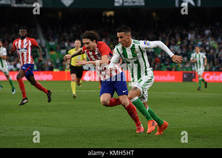 Sevilla, Espagne. Déc 10, 2017. Stefan Savic durant la match de la Liga entre le real et l'Atletico Madrid au Stade Benito Villamarin, à Séville le samedi 10 Décembre 10, 2017. Más Información Gtres Crédit : Comuniación sur ligne, S.L./Alamy Live News Crédit : Gtres más información en ligne Comuniación,S.L./Alamy Live News Banque D'Images