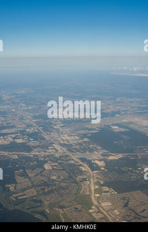 Zone metropolis de Houston, Texas banlieue d'en haut dans un avion Banque D'Images