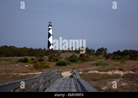 Nc01023-00...Caroline du Nord - tôt le matin le long de la promenade qui mène de la plage à la cape lookout lighthouse à Cape Lookout National seashor Banque D'Images