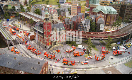 Hambourg, Allemagne - 8 mars 2014 : Miniatur Wunderland est un modèle d'attraction ferroviaire et le plus grand de son genre dans le monde Banque D'Images