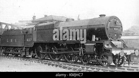 La classe LMS Royal Scot, plus précisément la locomotive 6137 Vesta, faisait partie d'une série de locomotives à vapeur britanniques construites à la fin des années 1920 C'était une figure clé de l'histoire du chemin de fer, connue pour sa puissance et sa conception. Banque D'Images