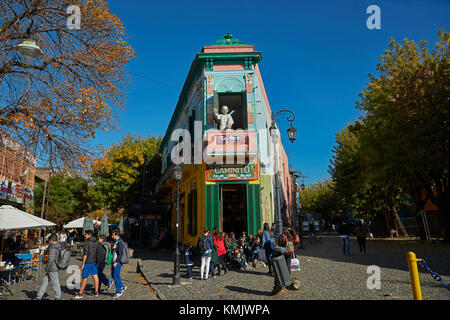 'Le pape' sur balcon par el Caminito, la Boca, Buenos Aires, Argentine, Amérique du Sud Banque D'Images