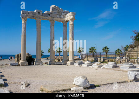 Temple d'Apollon, restes de l'ancienne Côté, UNESCO World Heritage site, province, Manavgat, Turquie riviera turque Banque D'Images